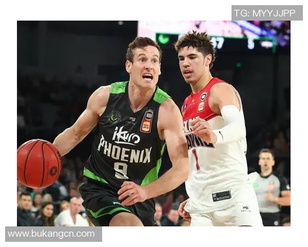 墨尔本联队迎战野猫期待一场精彩绝伦的足球盛宴